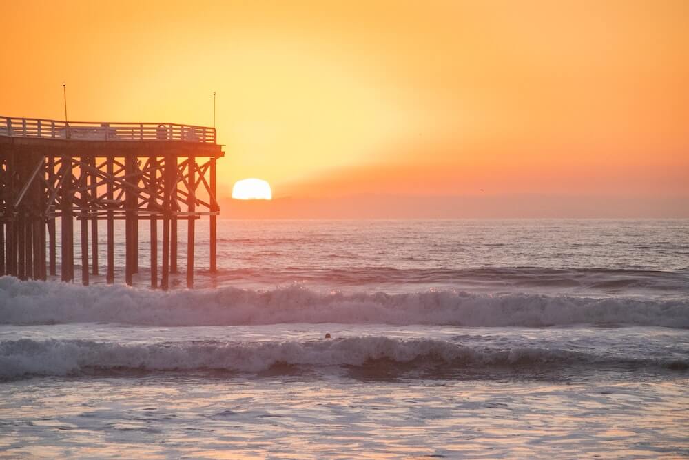 crystal pier sunset in pacific beach